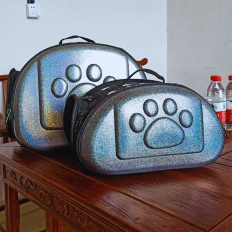 Robuste Transporttasche für Haustiere mit Belüftungslöchern und Hartschale